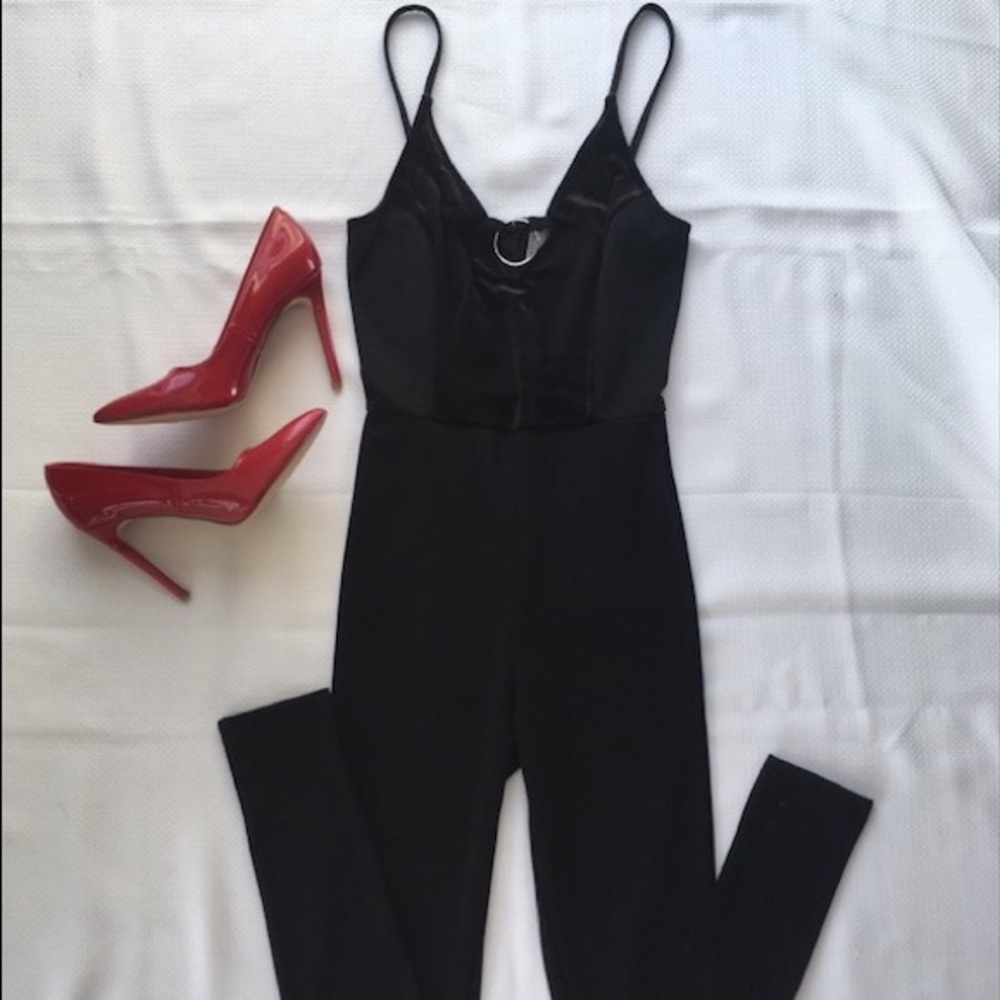 Black Sleeveless Jumpsuit, Velvet accent, size 4